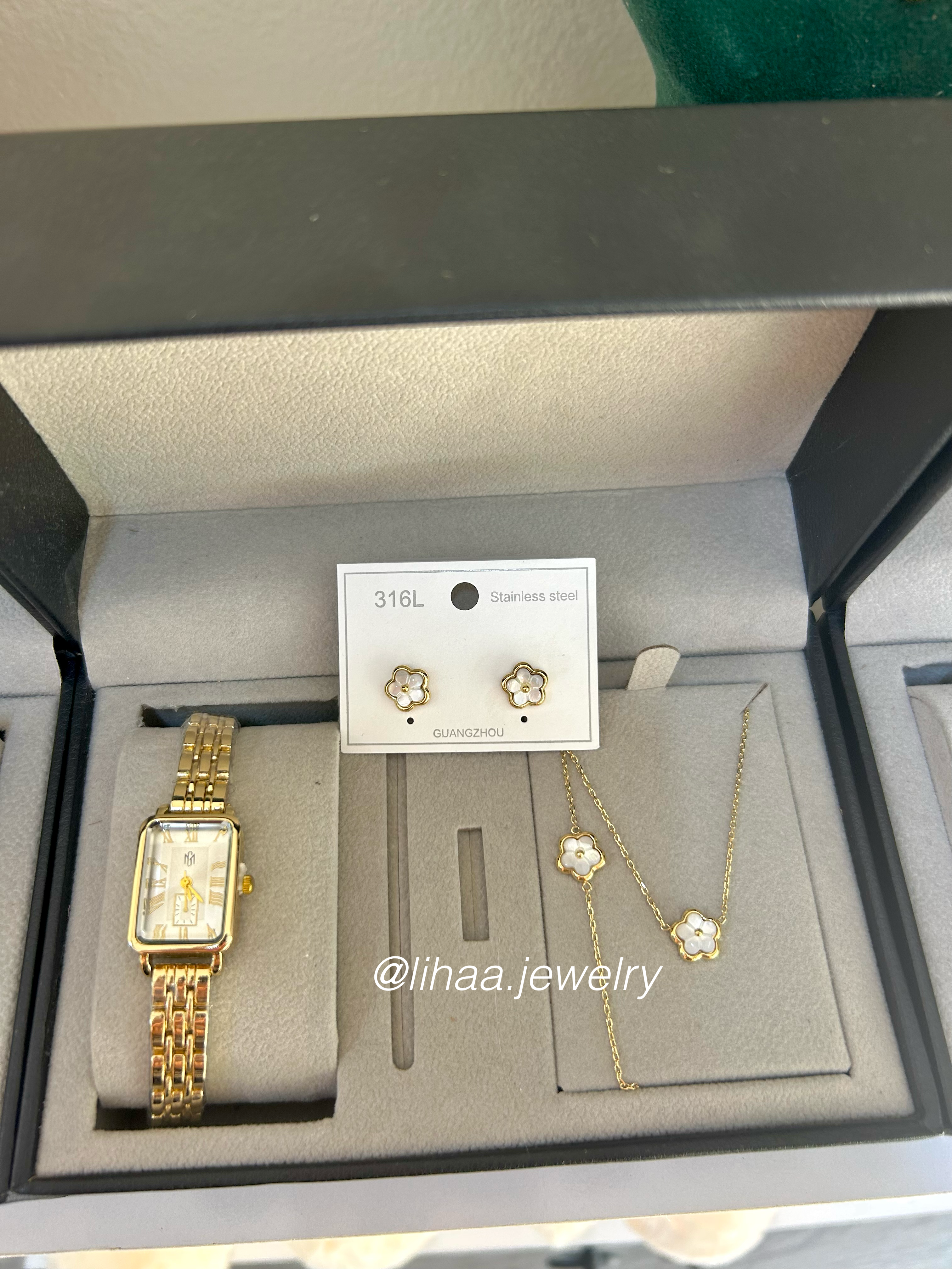 Pack Collier + montre + gourmette + boucles