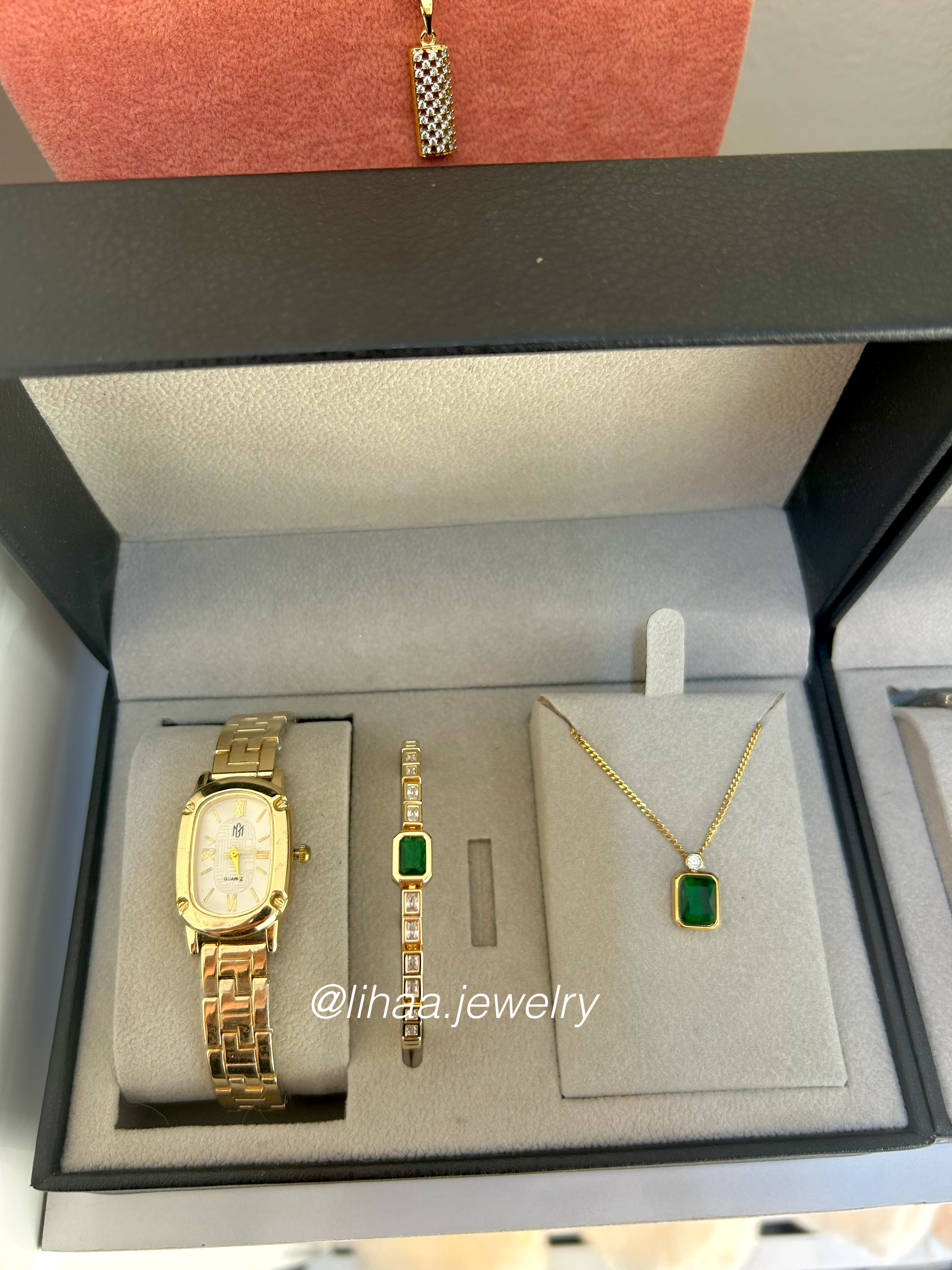 Pack montre + gourmette + collier