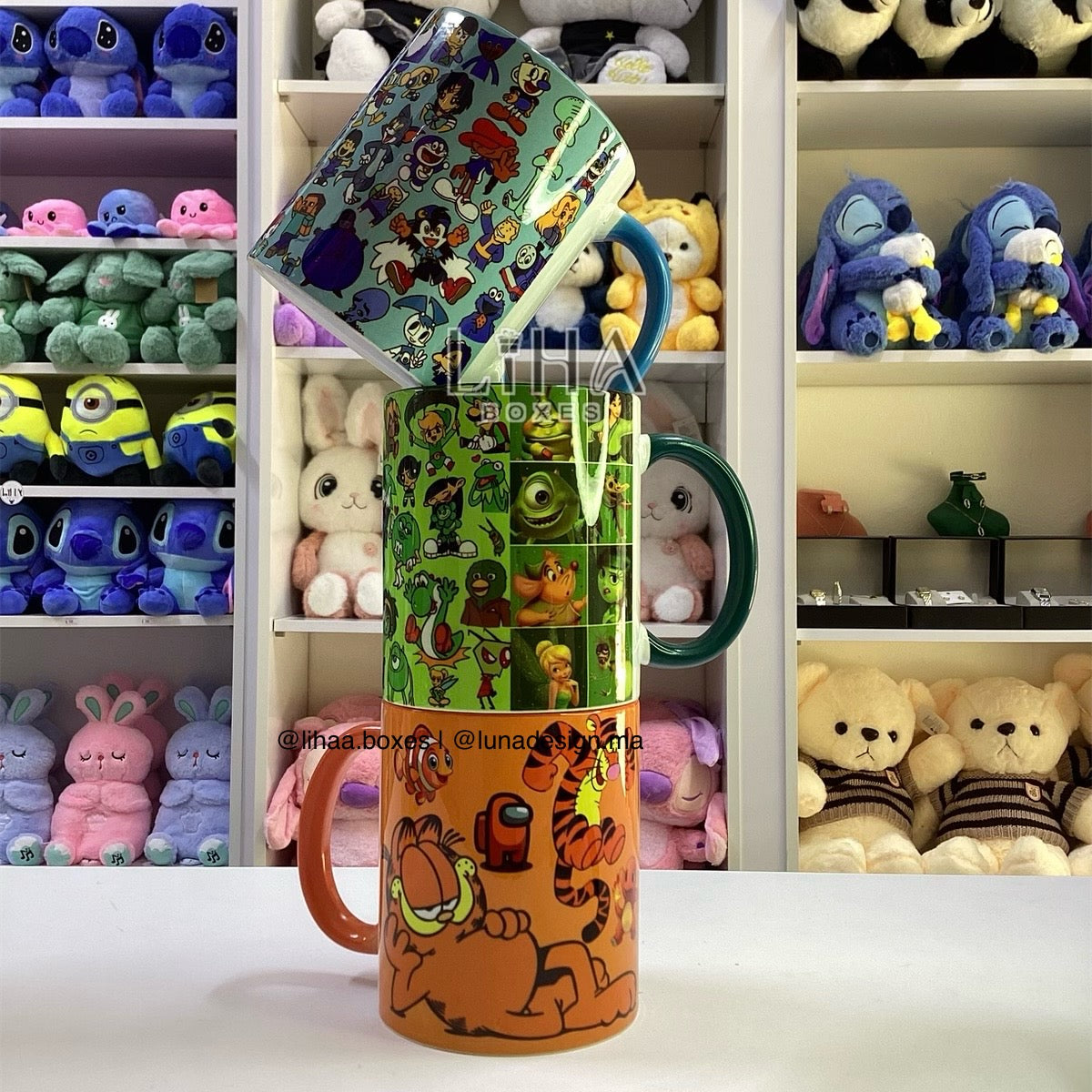 Mug all characters single colour