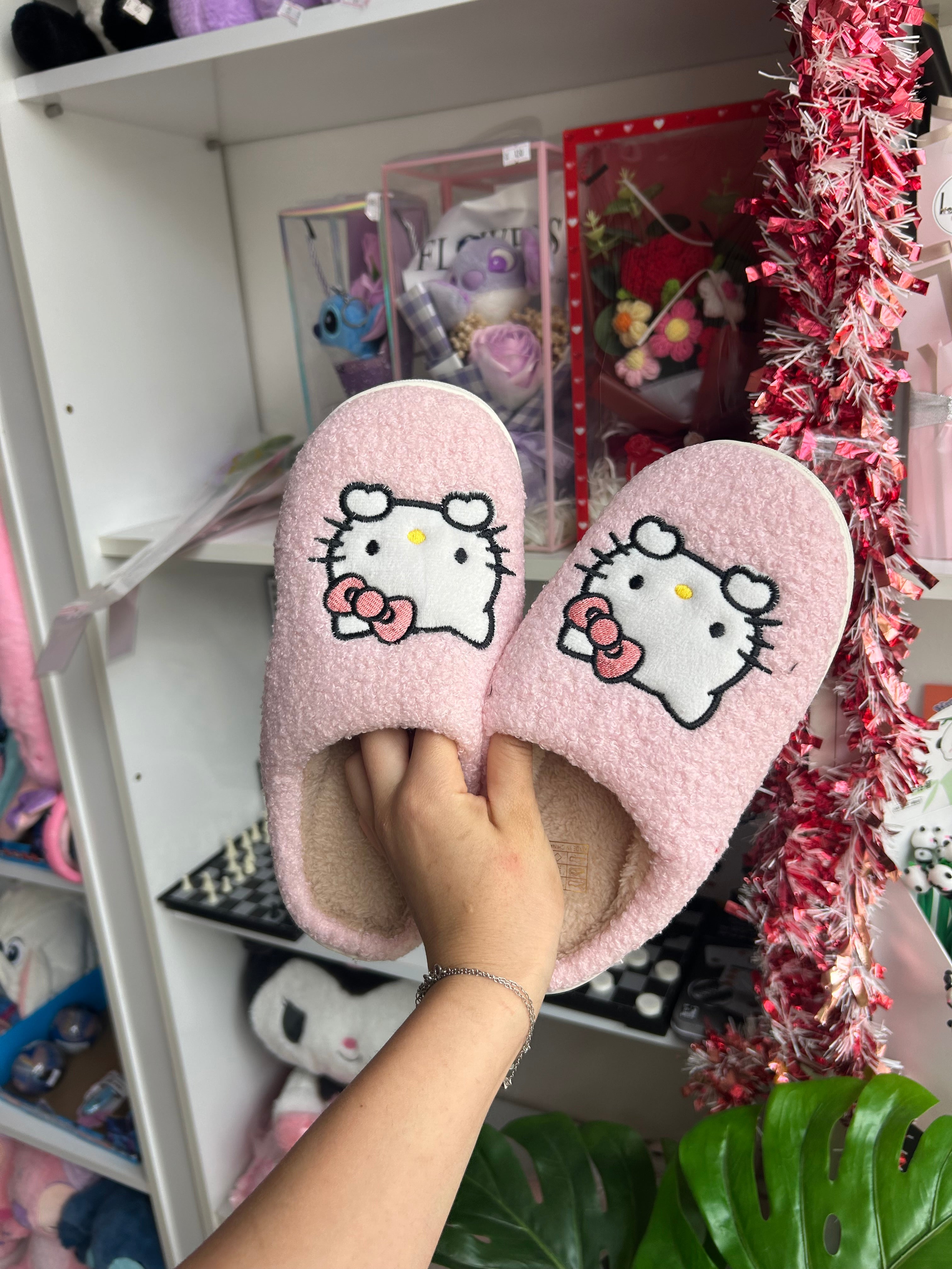 Pantoufles hello kityy