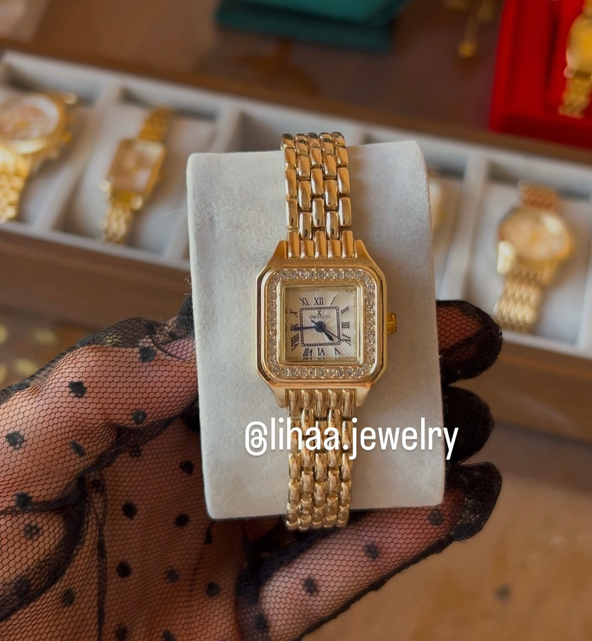 Montre plaque or