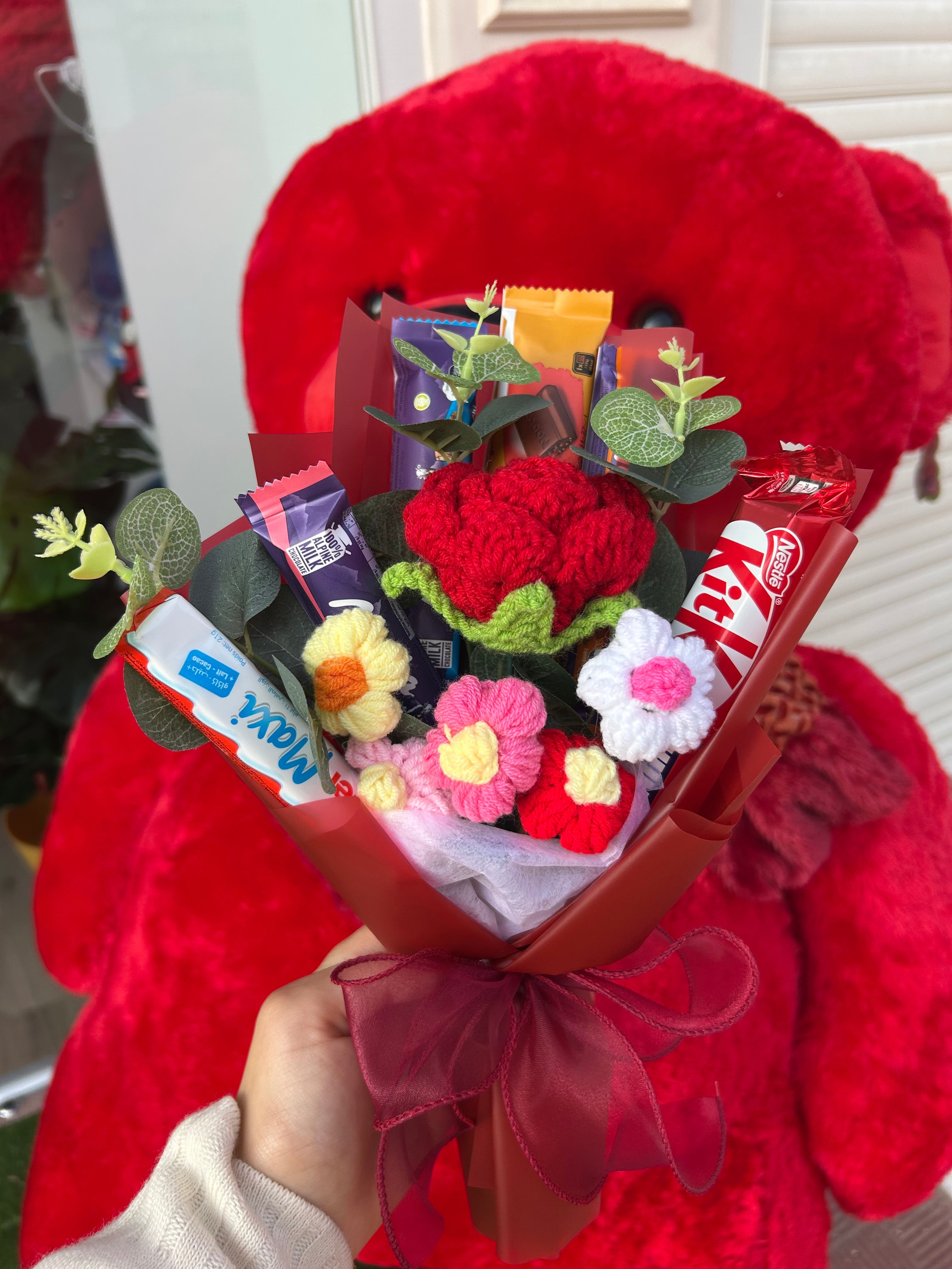 Bouquet fleurs en crochet + chocolat