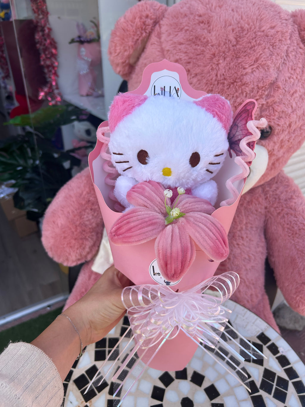 Bouquet hello kitty fait a la main