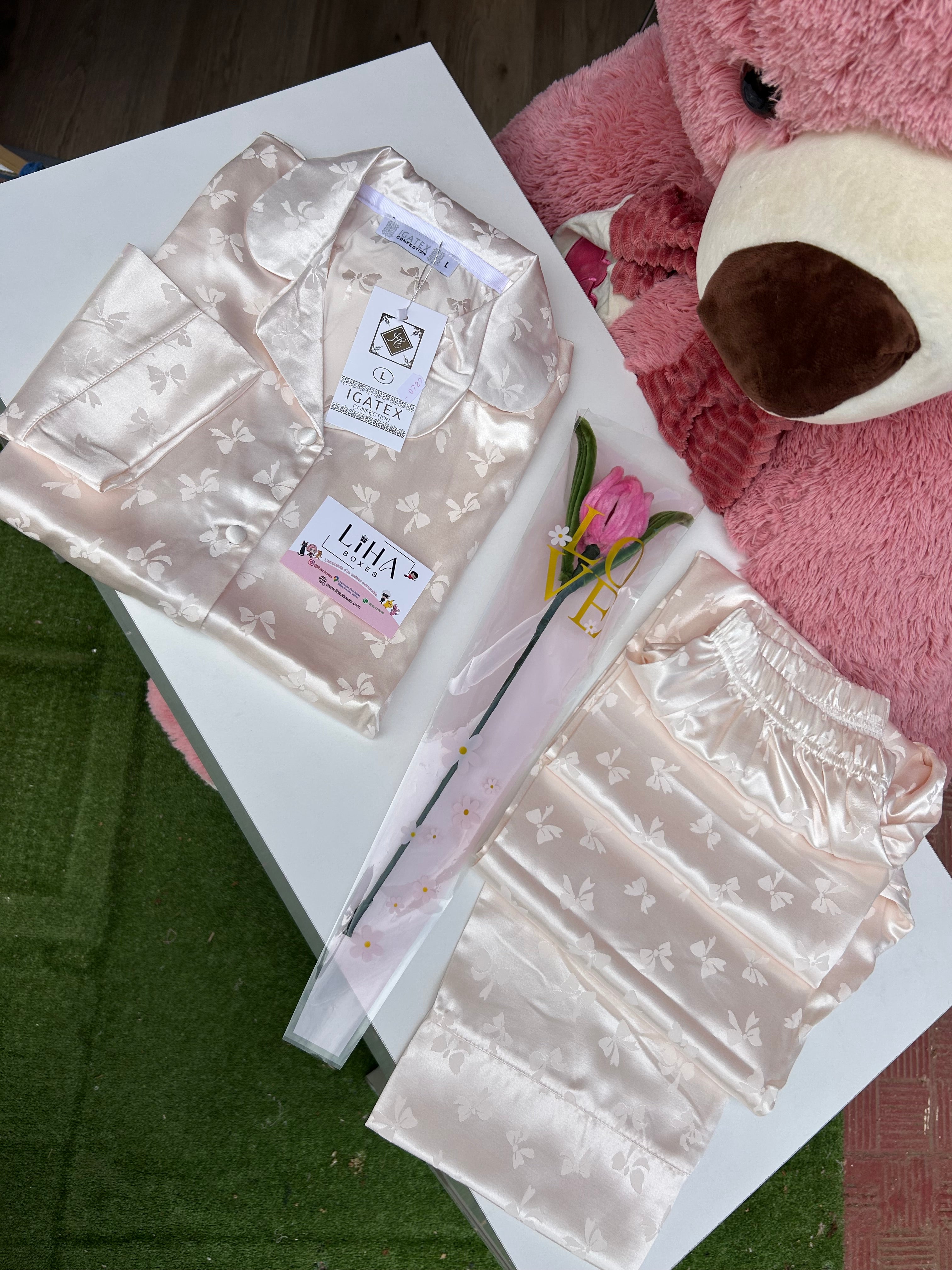 Pyjama satin papillon avec manches